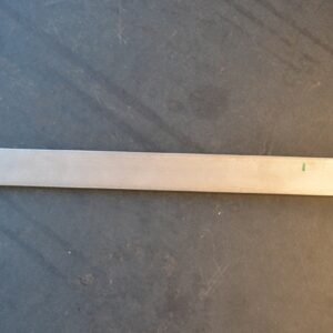 Straight leg 9-1/16 centres