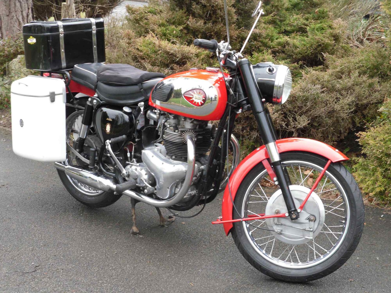 Dolomite, white, large, left hand, inc mountings